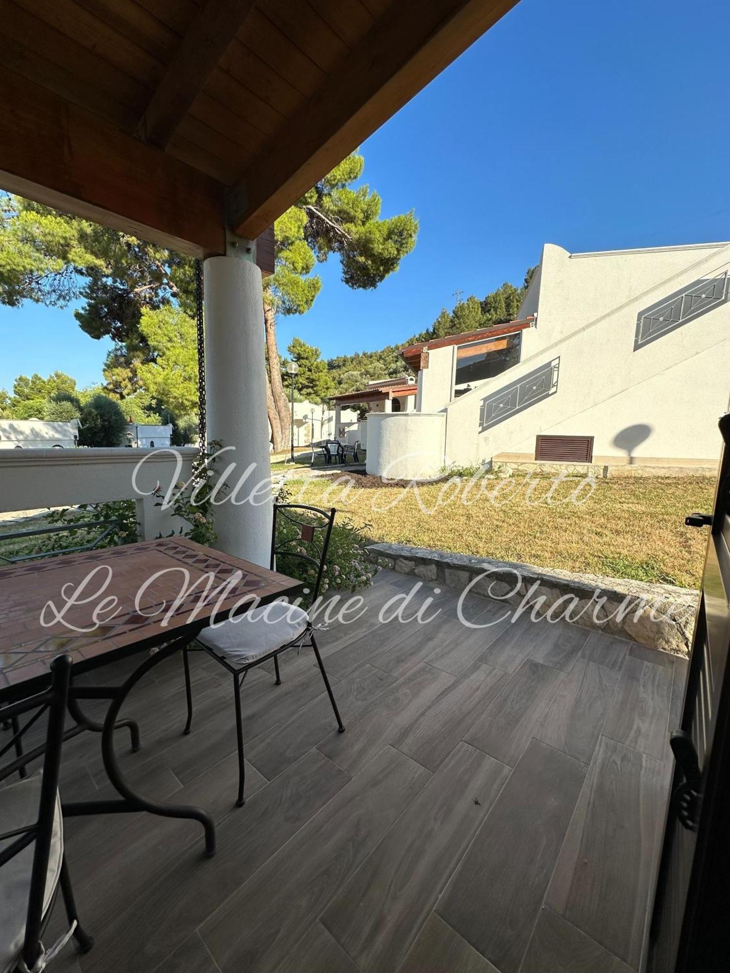Villetta Roberto Le Macine Di Charme - Pugnochiuso Resort В'єсте Екстер'єр фото