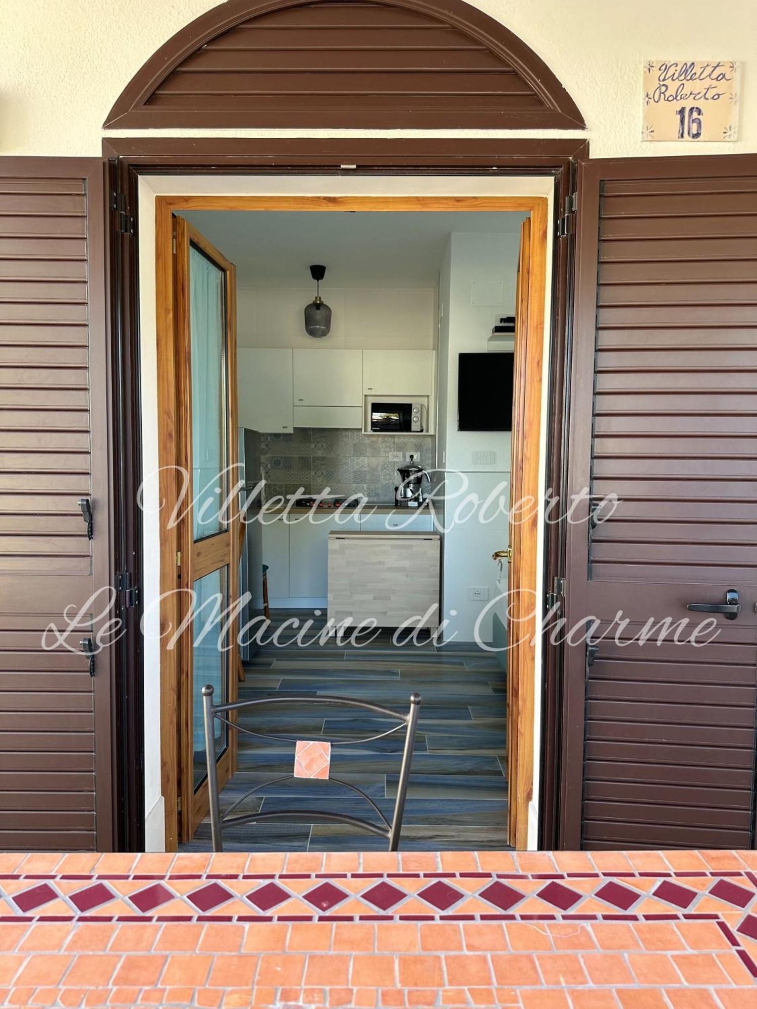 Villetta Roberto Le Macine Di Charme - Pugnochiuso Resort В'єсте Екстер'єр фото