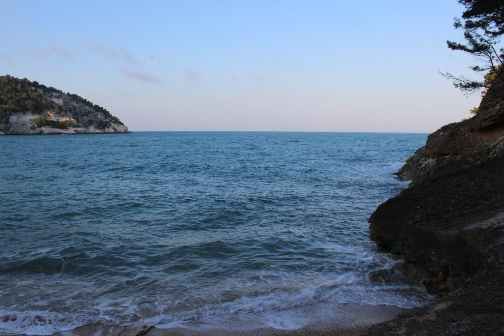 Villetta Roberto Le Macine Di Charme - Pugnochiuso Resort В'єсте Екстер'єр фото