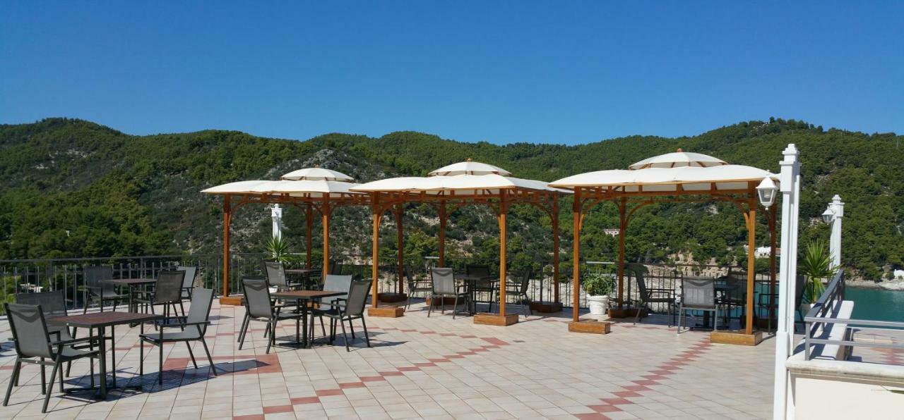 Villetta Roberto Le Macine Di Charme - Pugnochiuso Resort В'єсте Екстер'єр фото