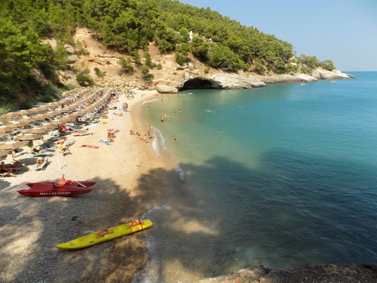 Villetta Roberto Le Macine Di Charme - Pugnochiuso Resort В'єсте Екстер'єр фото